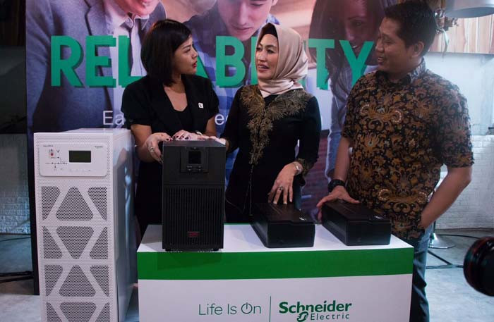 Schneider Electric Kenalkan Inovasi Proteksi Listrik untuk UMKM Indonesia